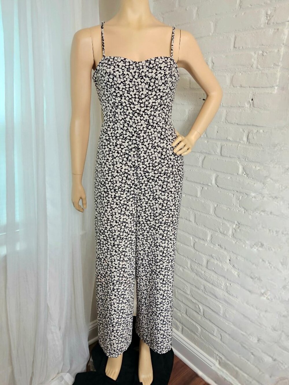 French Connection Black White Floral Tie-Back Jumpsuit Size 6